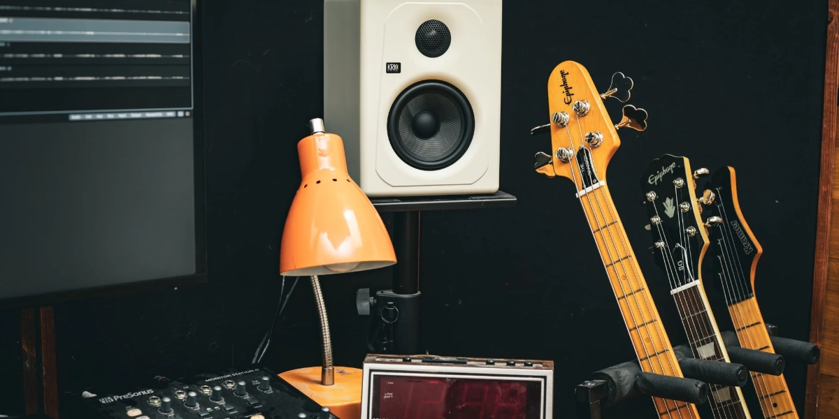 Enceinte studio selon style de musique