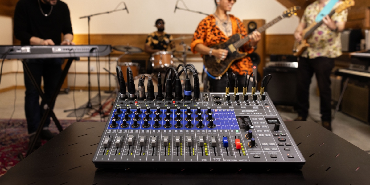 Zoom L12next console pour un groupe