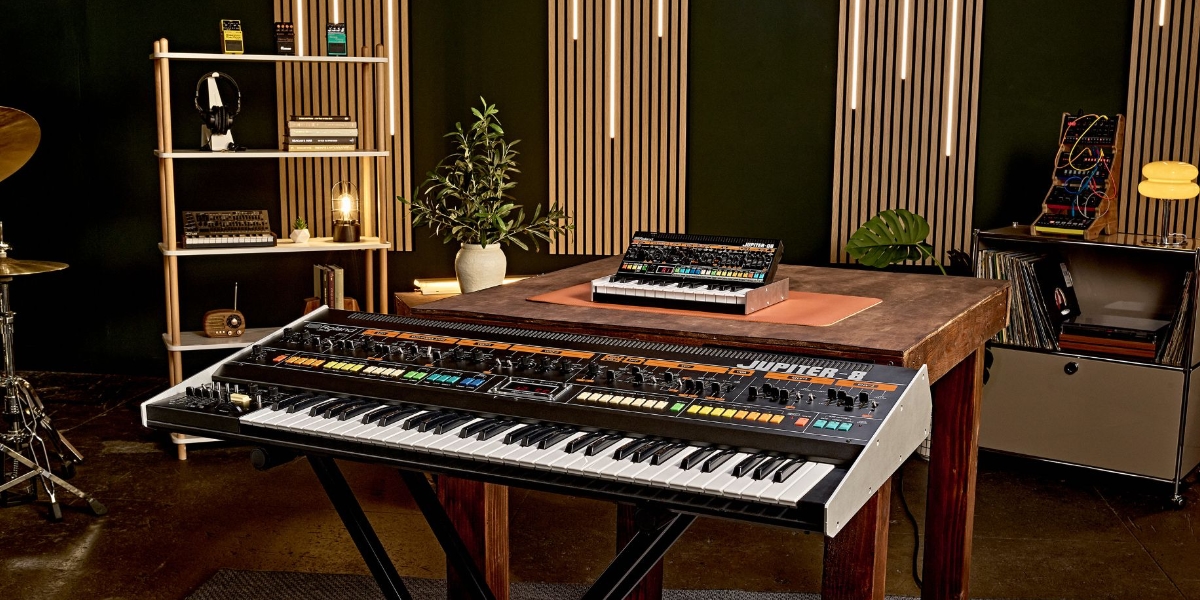 Jupiter 8 et Jupiter 08 Jupiter 8 et Jupiter 08