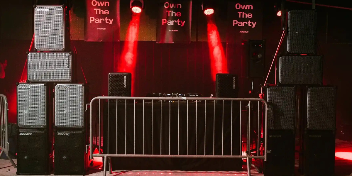 Mur enceintes SoundBoks