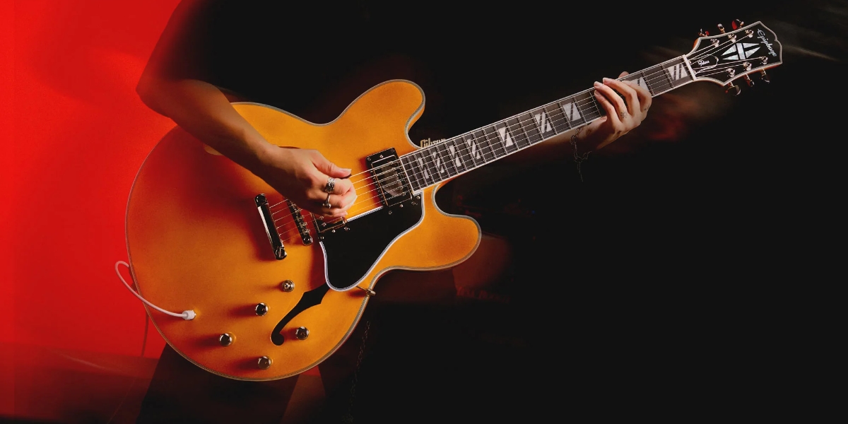 Epiphone Futura ES-355 Epiphone Futura ES-355
