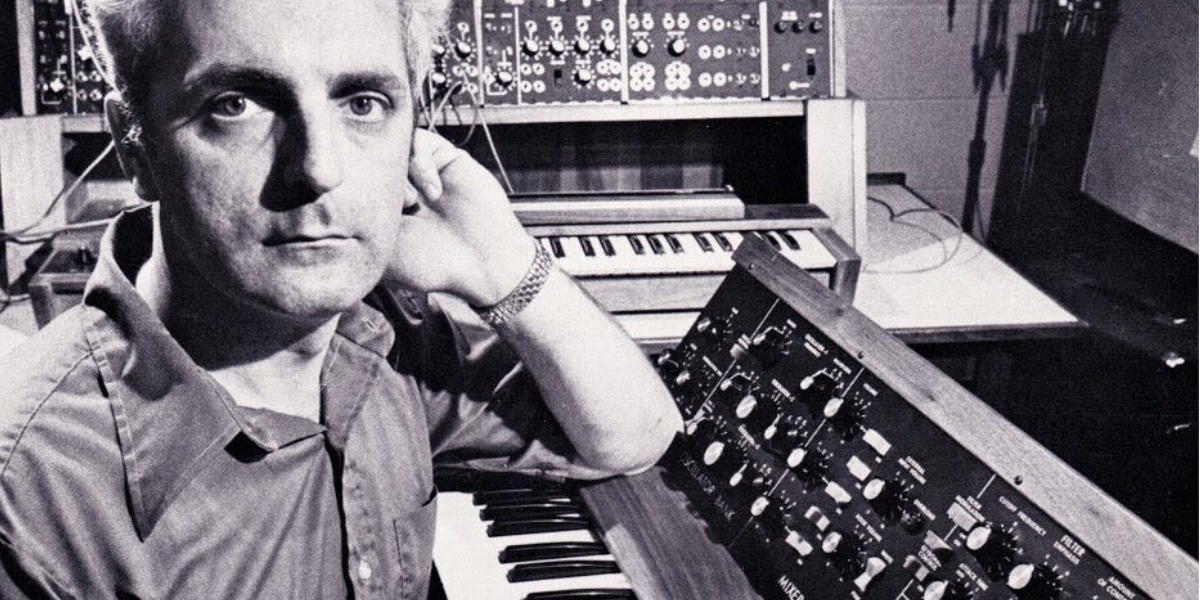 Bob Moog minimoog model d Bob Moog minimoog model d