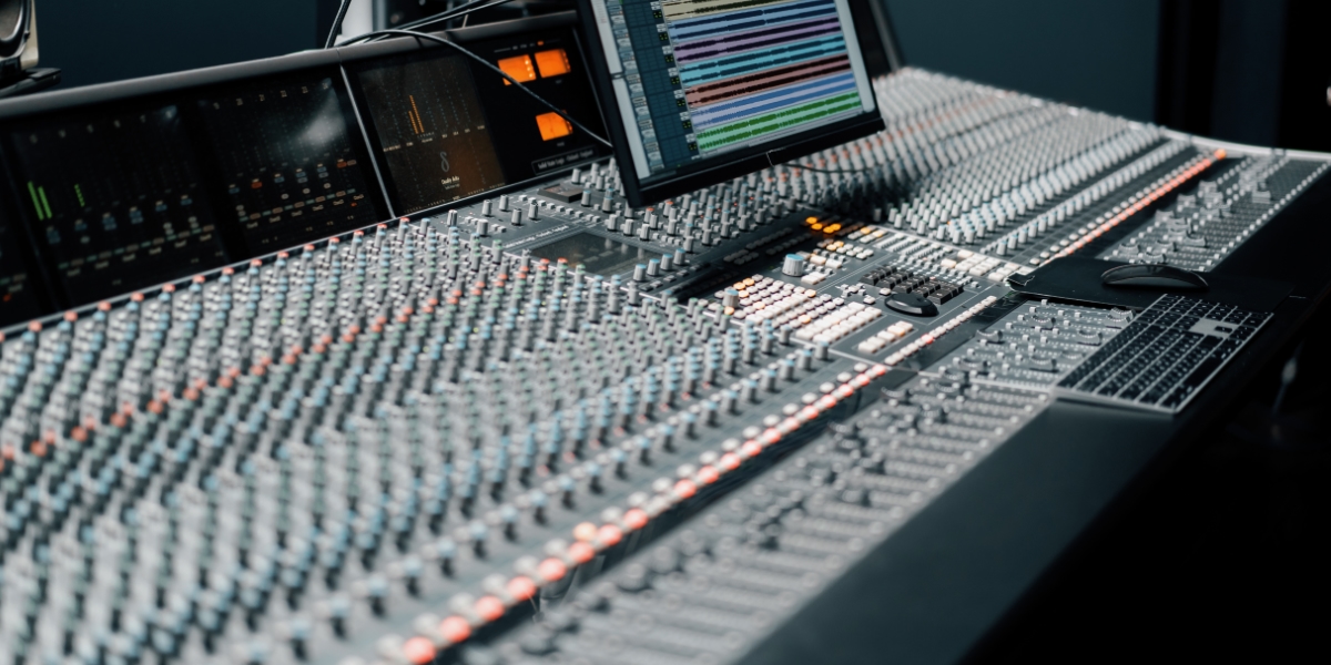 Console de mixage studio Console de mixage studio