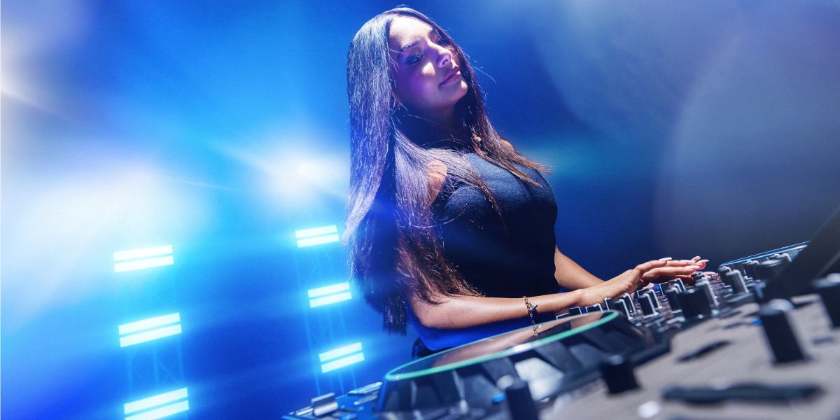 Denon_DJ_Prime_4_G2_3 Denon_DJ_Prime_4_G2_3