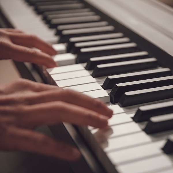 toucher piano apprentissage