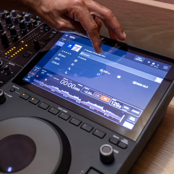CDJ-1500X Ecran tactile 10 pouces