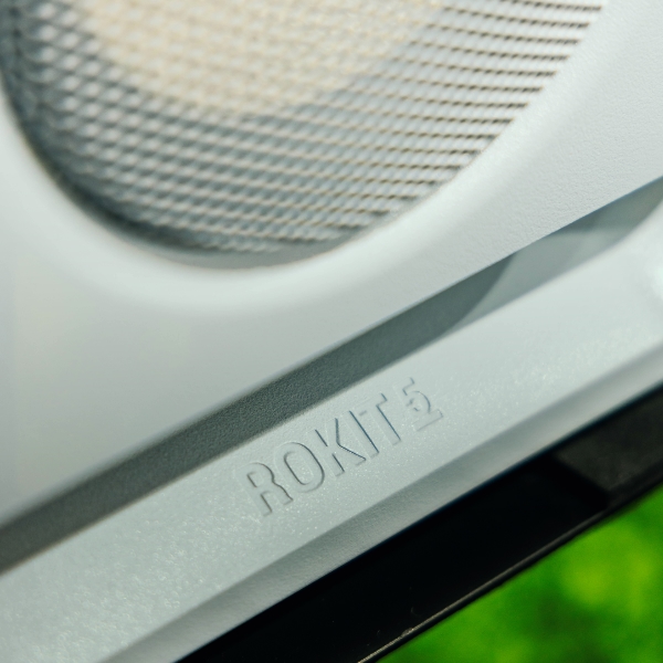 Enceinte KRK RP5 White support