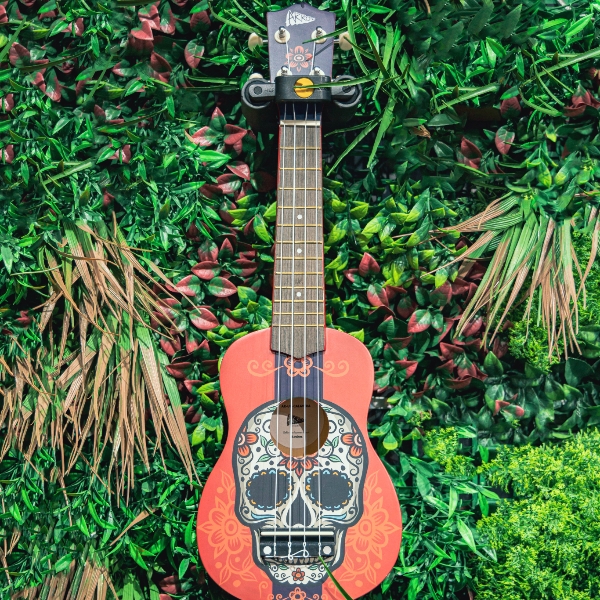 Arrow Ukulele Calavera