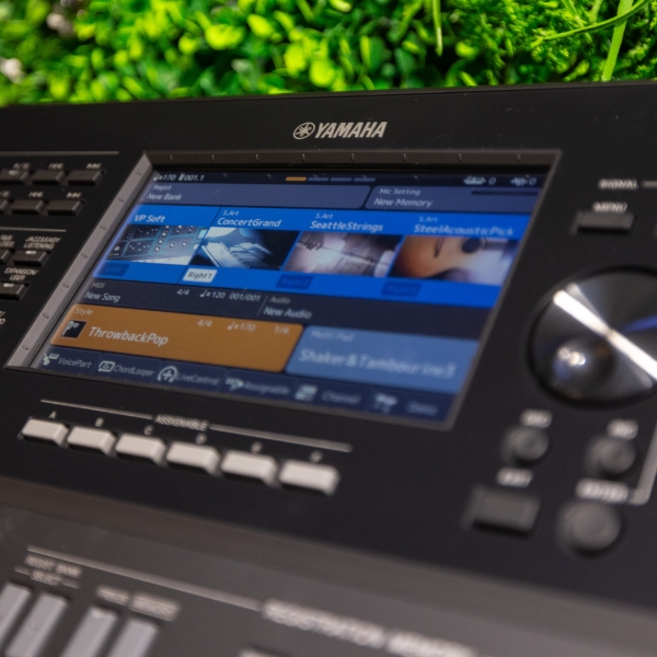 Yamaha - PSR-SX720+ 2 Yamaha - PSR-SX720+ 2