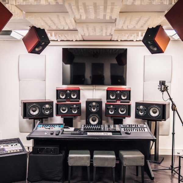 Univers Sons Dolby Atmos