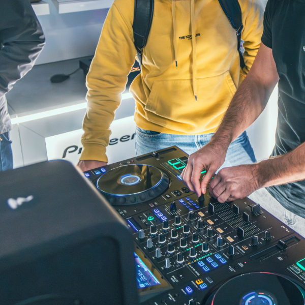 Cours DJ débutants et perfectionnement