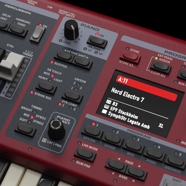 Nord Electro 7 ecran couleur