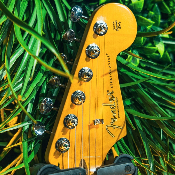Fender American Pro Classic Blue_2
