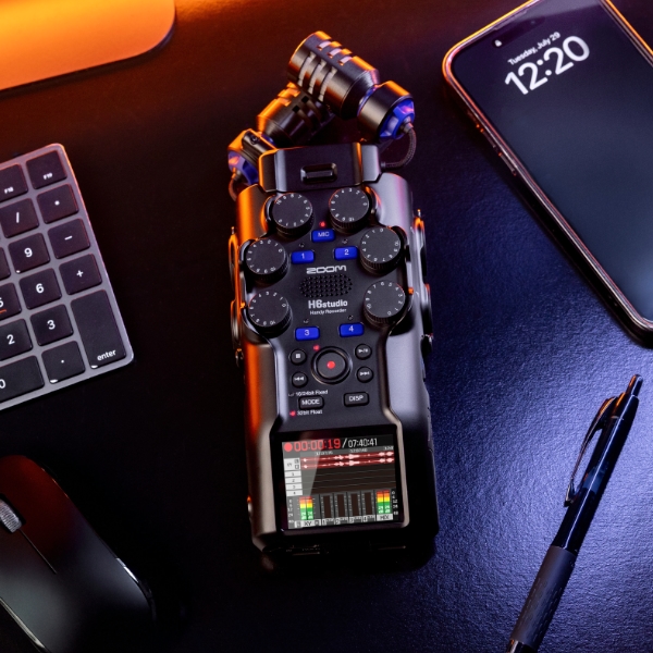 Zoom H6studio pilotable a distance Zoom H6studio pilotable a distance