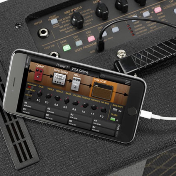 Ampli guitare hybride