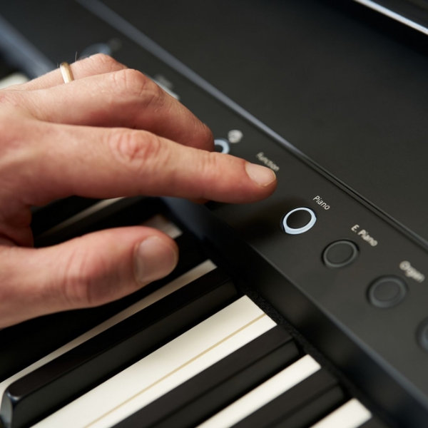 Roland FP40 Piano Reality. Roland FP40 Piano Reality.
