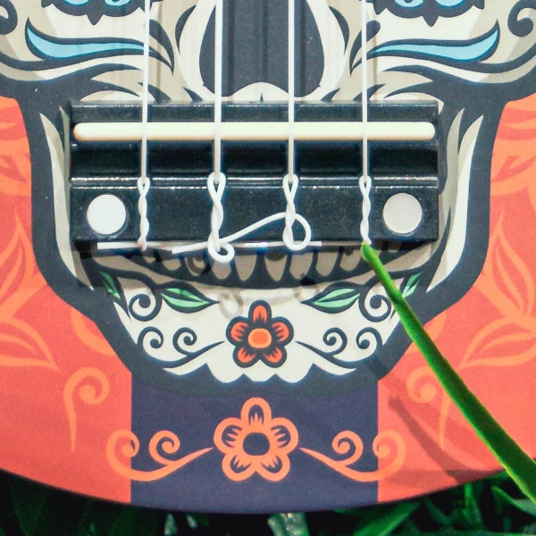 Cordes Arrow Ukulele Calavera Cordes Arrow Ukulele Calavera