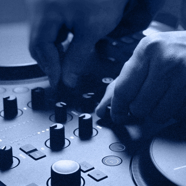 Son clair et puissant du Traktor MX2