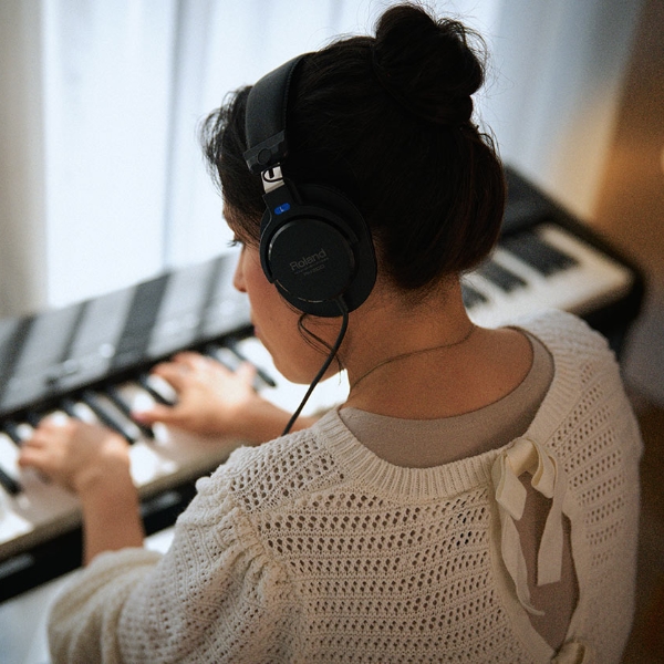 Travail au casque sur piano Travail au casque sur piano