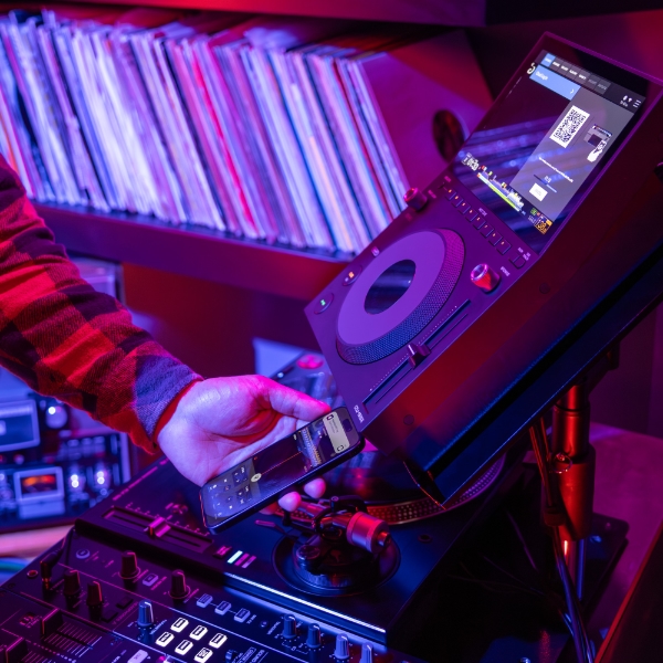 AlphaTheta CDJ1500X CoBeat