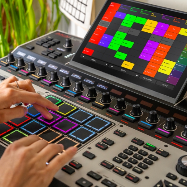 Akai MPC XL Sequenceur