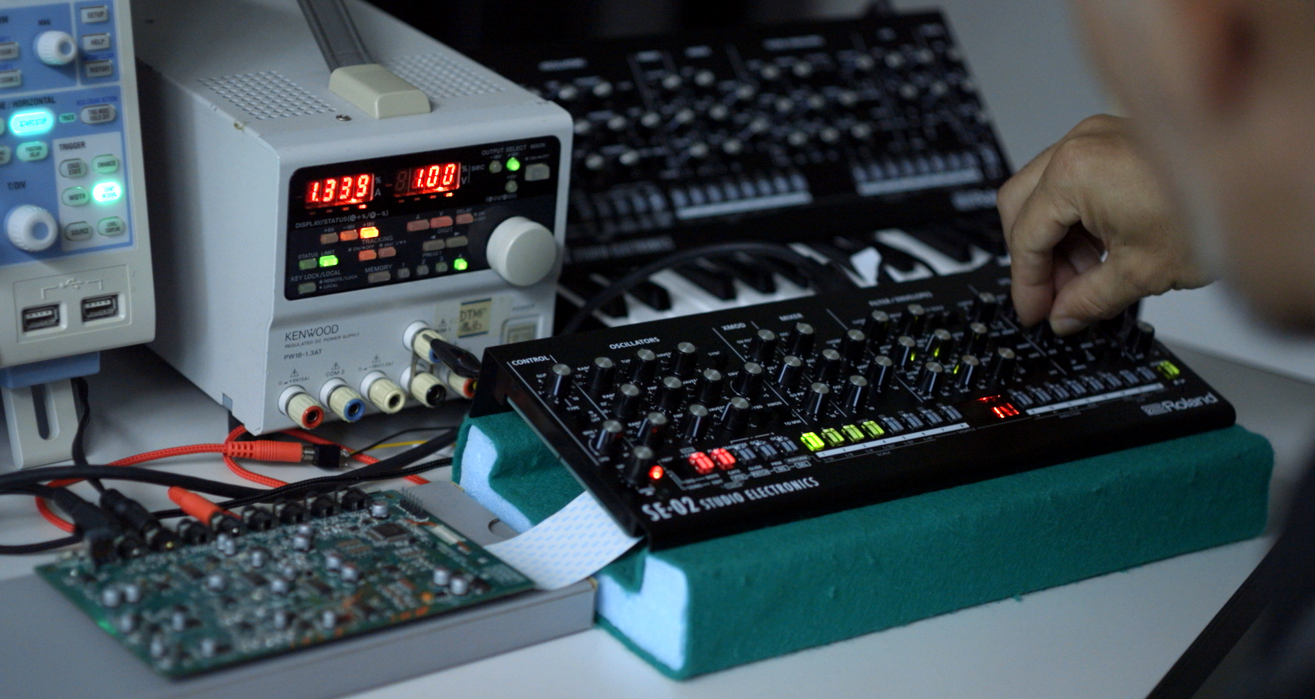 Roland SE-02