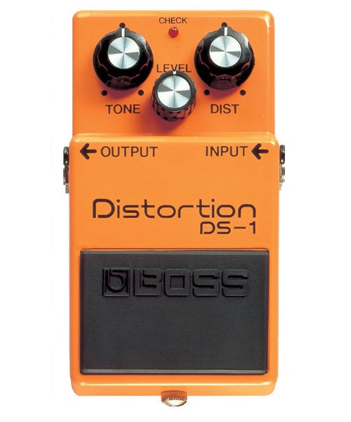 pedale distorsion boss ds1