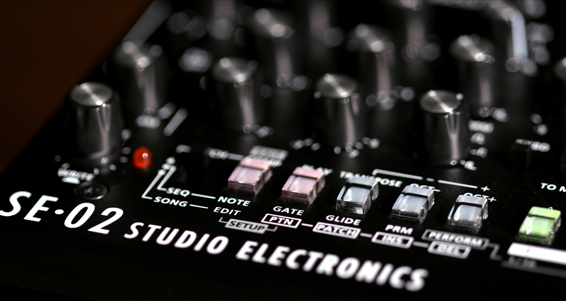 Roland SE-02
