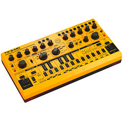 TD-3-MO-AM Behringer