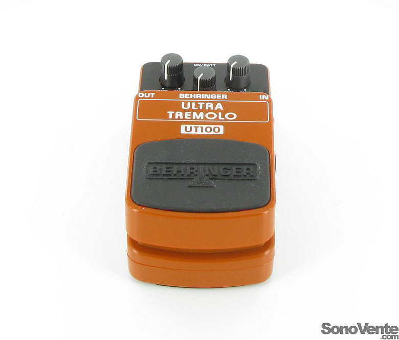 UT100 ULTRA TREMOLO Behringer