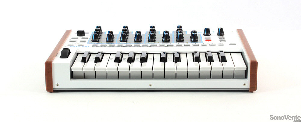 Akai TIMBRE WOLF - Synthesizer SonoVente.com - en