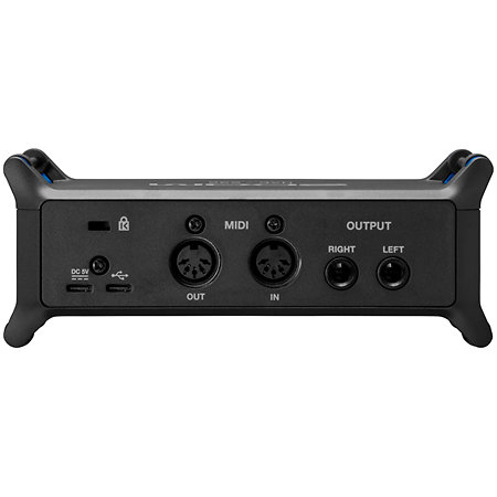 UAC-232 Interface Audio 32-Bit Float Zoom