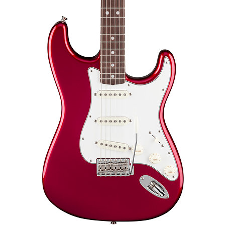 American Vintage II 1965 Stratocaster Round-Lam RW Candy Apple Red + Etui Fender