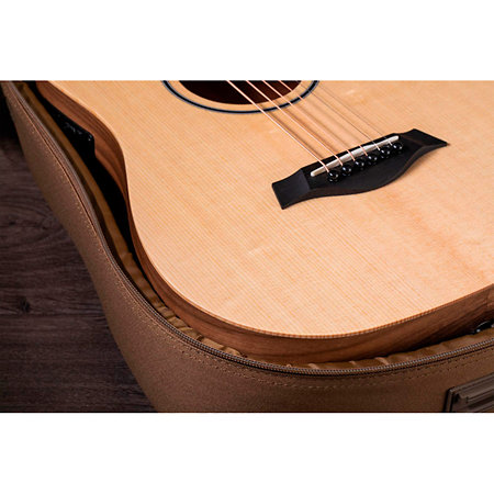 BT1 Baby Taylor Walnut + Housse Taylor