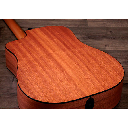 110ce + Housse Taylor