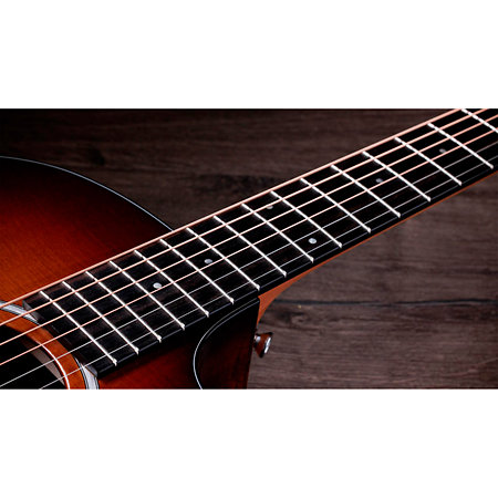 214ce-K SB Plus + Housse Taylor
