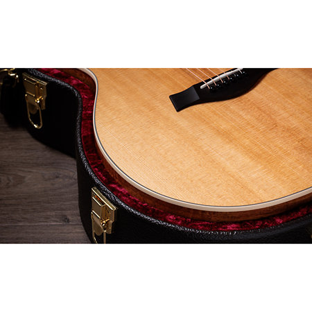 214ce-K DLX + Etui Taylor