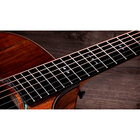 724ce + Etui Taylor