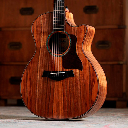 724ce + Etui Taylor
