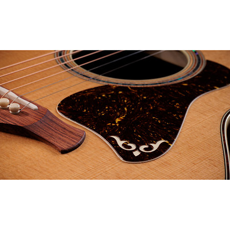 Gold Label 814e Koa + Etui Taylor