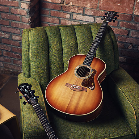 Gold Label 814e Koa Sunburst + Etui Taylor