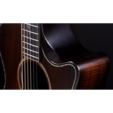 Builder's Edition K24ce +Etui Taylor