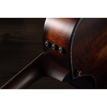 Builder's Edition K24ce +Etui Taylor