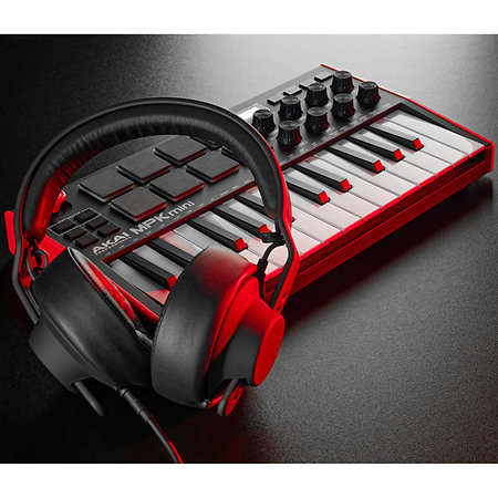 Producer Bundle MPKMINI MK3 + TMA2 Studio XE AIAIAI
