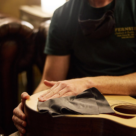 Satin Guitar Cleaner Taylor