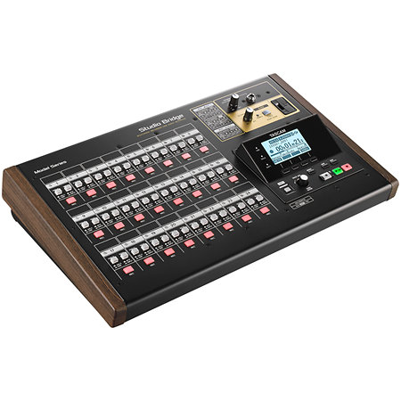 Tascam Studio Bridge Enregistreur 24 pistes