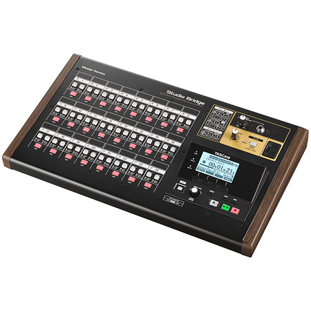 Studio Bridge Enregistreur 24 pistes Tascam