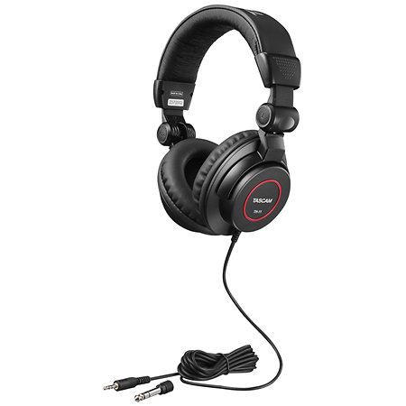 TH 11 Tascam