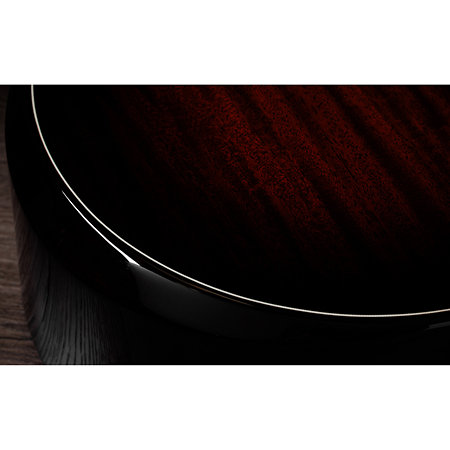 Builder’s Edition 524ce Mahogany + Etui Taylor