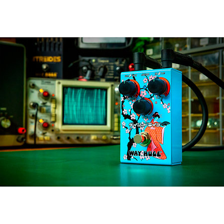WM32B Small Geisha Drive Blue Limited Edition Way Huge
